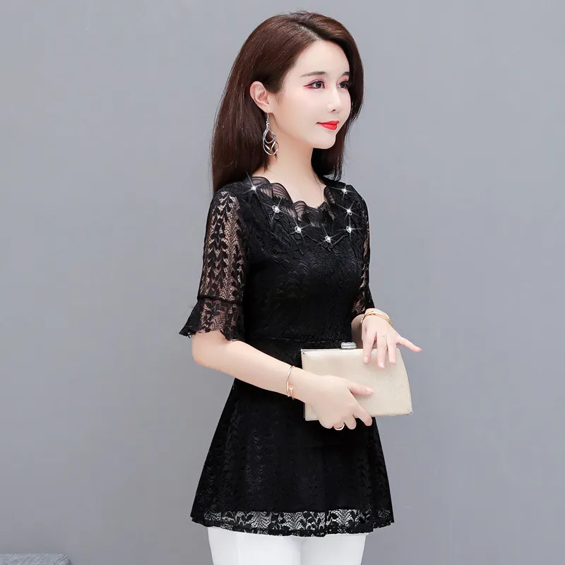 2020 Cute Black Lace Peplum Tops Hot Sales Women Office Lady European Fnioevdrs Sheer Hollow Out Lace Beaded Blouse Tunic m108