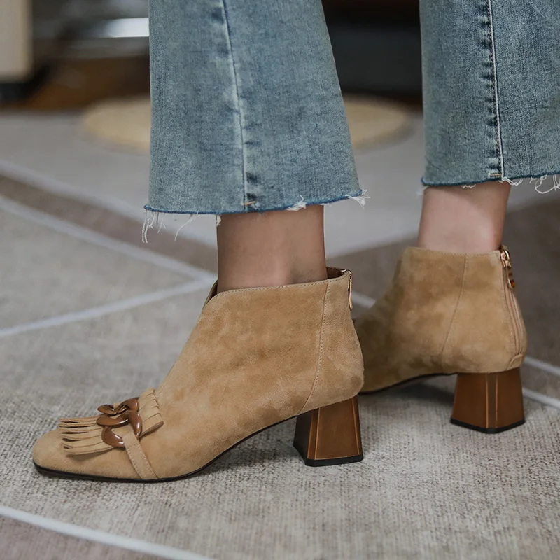 2021 Autumn Ladies Sheep Suede Fringe Ankle Boots Zip Chunky High Heel Square Toe Chain Tassel Boots Fashion Women Modern Boots