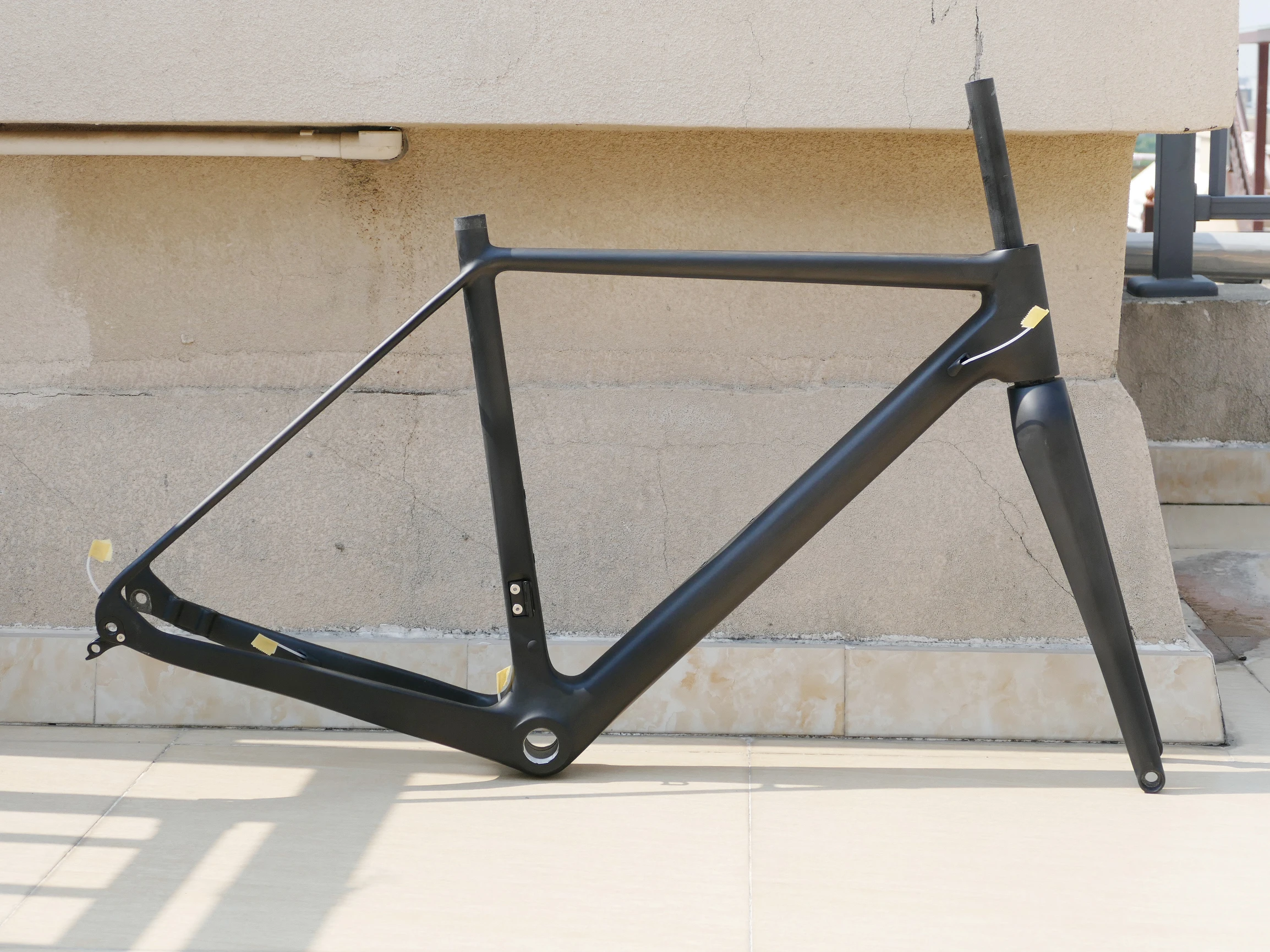 FR-609 High Quality Full Carbon UD Matt Cyclocross Bike Frame Bicycle Cycling Cyclocross Frame Thru Axle 142mm & Fork 15 * 100m