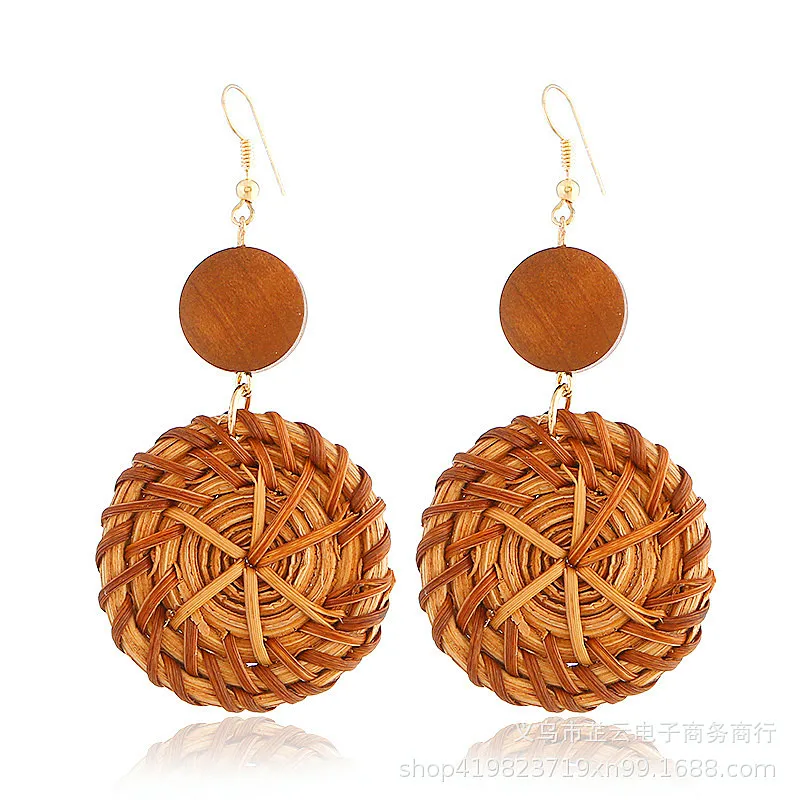 Fashion Bohemian Style Round Straw Woven Dangle Earrings For Women Geometric Exaggerate Round Pendant Statement Jewelry2024