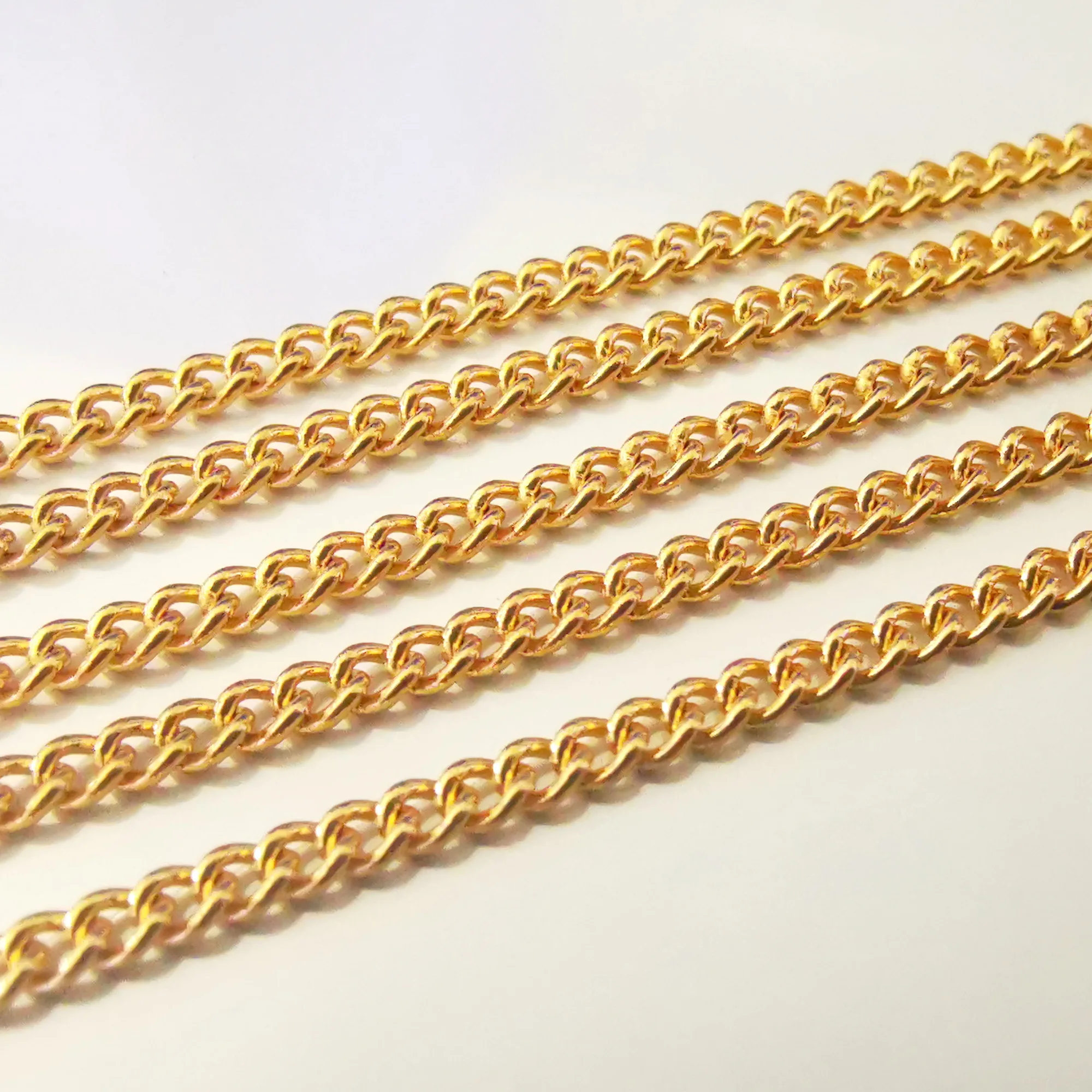 10meter/ lot  Thin 2MM Gold Stainless Steel Cowboy link Chain Link DIY Jewelry Finding Chain Jewelry Marking Supplies DIY