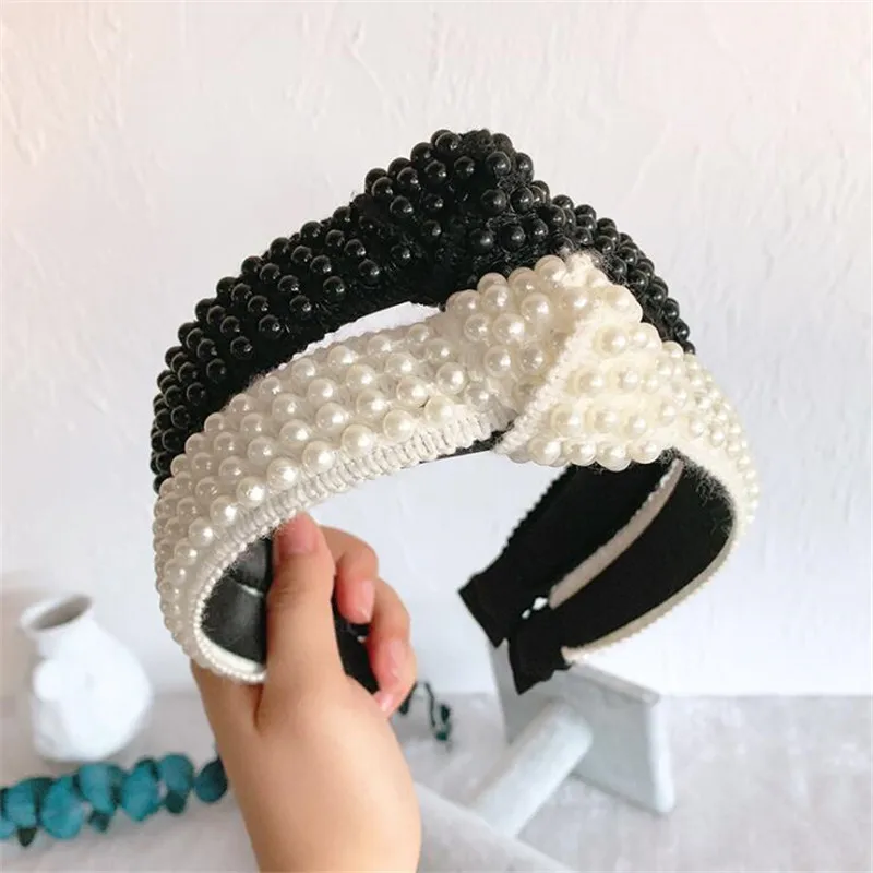 Nowe ręcznie robione kobiety symulowane perły węzeł łuk Hairbands biały czarny szeroki zroszony Headwraps eleganckie proste opaski obręcz do włosów
