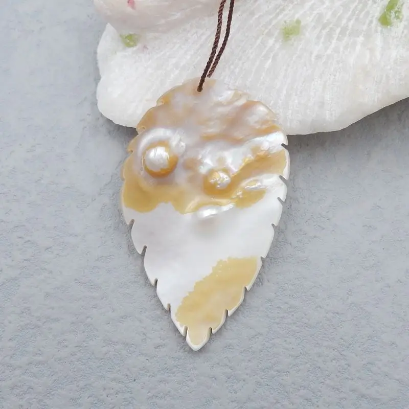 Natural Stone Shell Front Drilled Necklace Pendant Bead 58x35x2mm 9g Fashion Jewelry Pendant Accessories