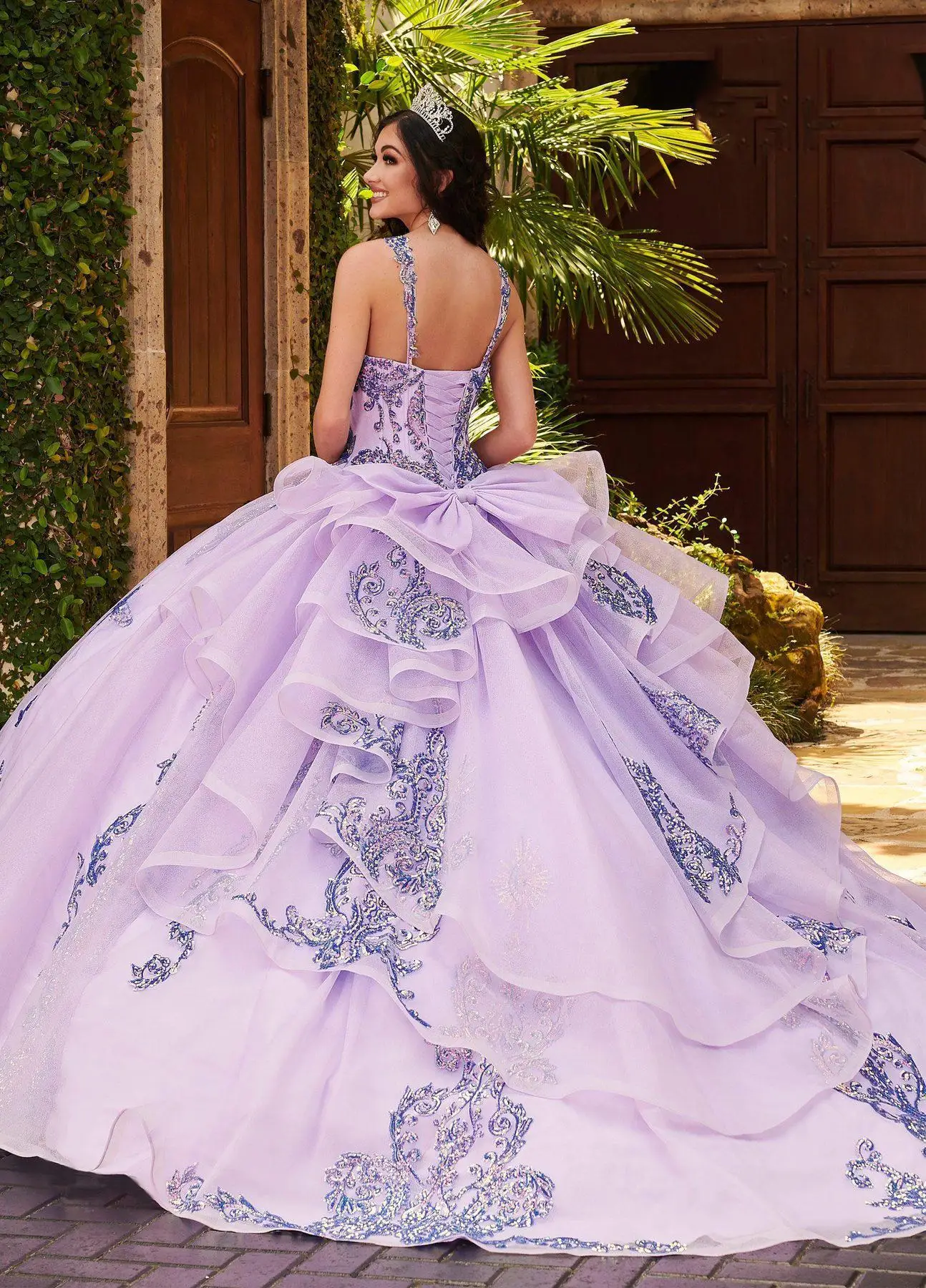 Lavendel Günstige Quinceanera Kleider Ballkleid Schatz Sweep Zug Organza Mit Applique Abnehmbaren Ärmeln Tiered