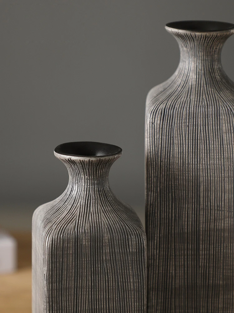 Creative Resin Vase for Home Decoration, Nordic Grey Flower Bottle, Minimalist Decor Crafts, Living Room Accessories