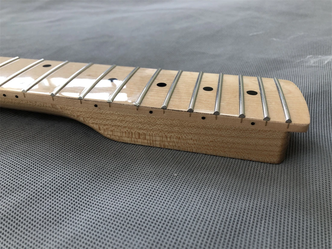 Reverse head guitar Neck 22 frets 25.5inch Maple Fingerboard Dot Inlay Locking Nut Gloss