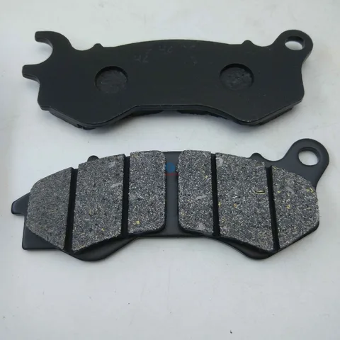 Передние тормозные колодки для мотоцикла Honda PCX125 / NSC50/110 / Peugeot Django 50/125 FA603