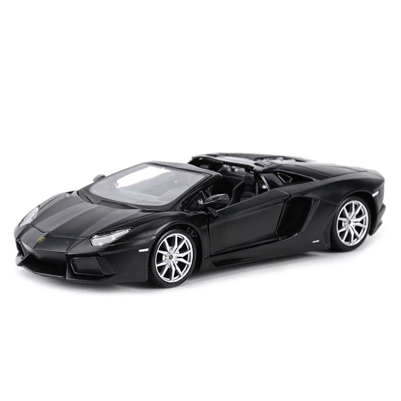 

Maisto 1:24 Aventador LP700-4 Roadster Sports Car Static Die Cast Vehicles Collectible Model Car Toys