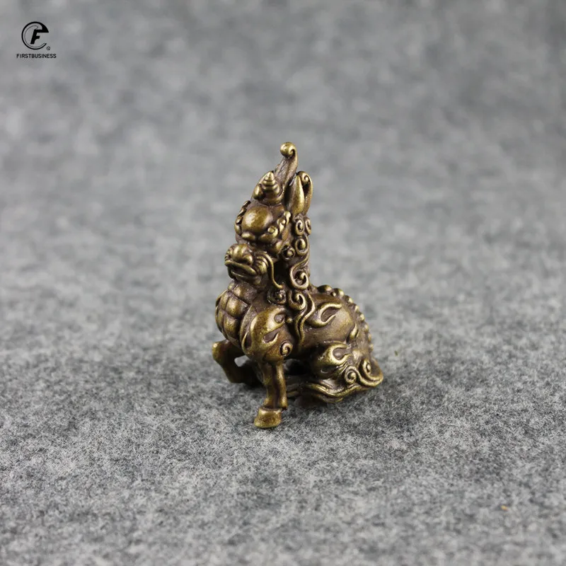 Ancient Lucky Beast Suān Ní Bronze Ornament Son of Dragon Looks Like Lion Copper Miniatures Figurines Desktop Decorations Crafts