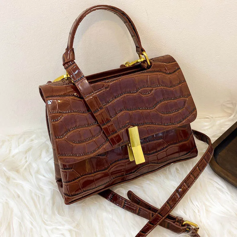 

Vintage Shoulder Bag Leather Flap Crossbody Bags For Women 2021 Winter Women's Handbags And Purse Branded Trending CrossBody Bag