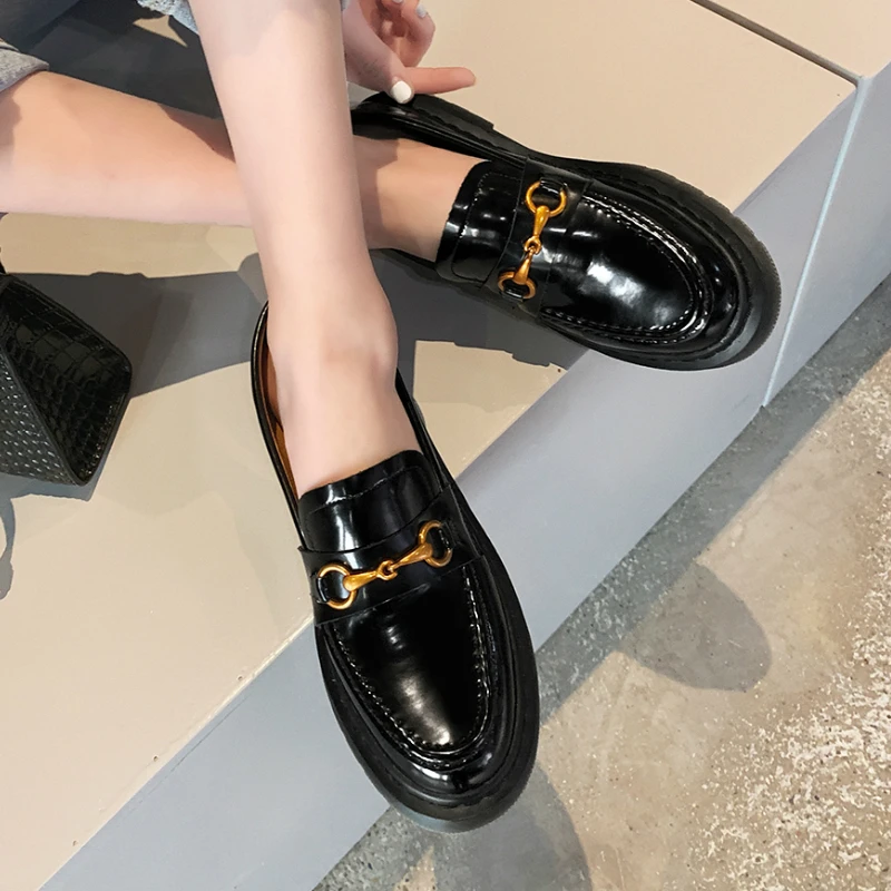 

Plus Size 34-40 New Women Flat Shoes Round Toe Oxford Shoes Woman Genuine Leather Brogue Women Platform Shoes Women Loafers