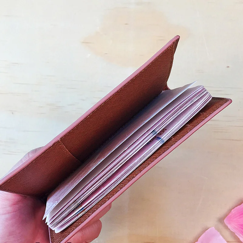 Couverture de passeport mignonne pour femmes, porte-cartes, documents pour filles, portefeuille de crédit d'affaires, accessoires de voyage, livraison directe