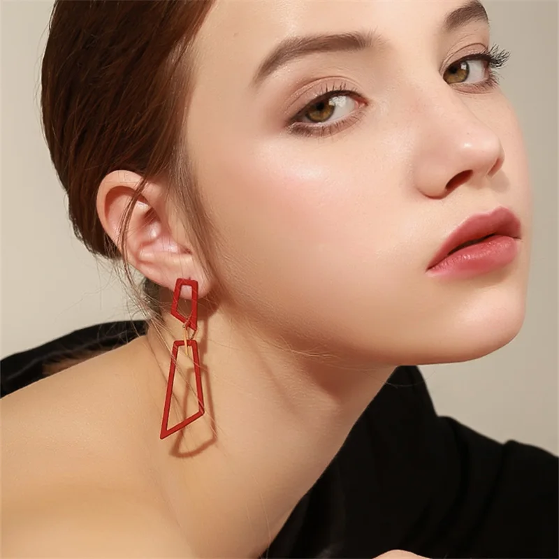 Alloy Big Hoop Earrings Wild Singular Geometry Jewelry Women Trendy OL Ear Clip Earlobe Exaggerated Hollow Fashion Ear Rings