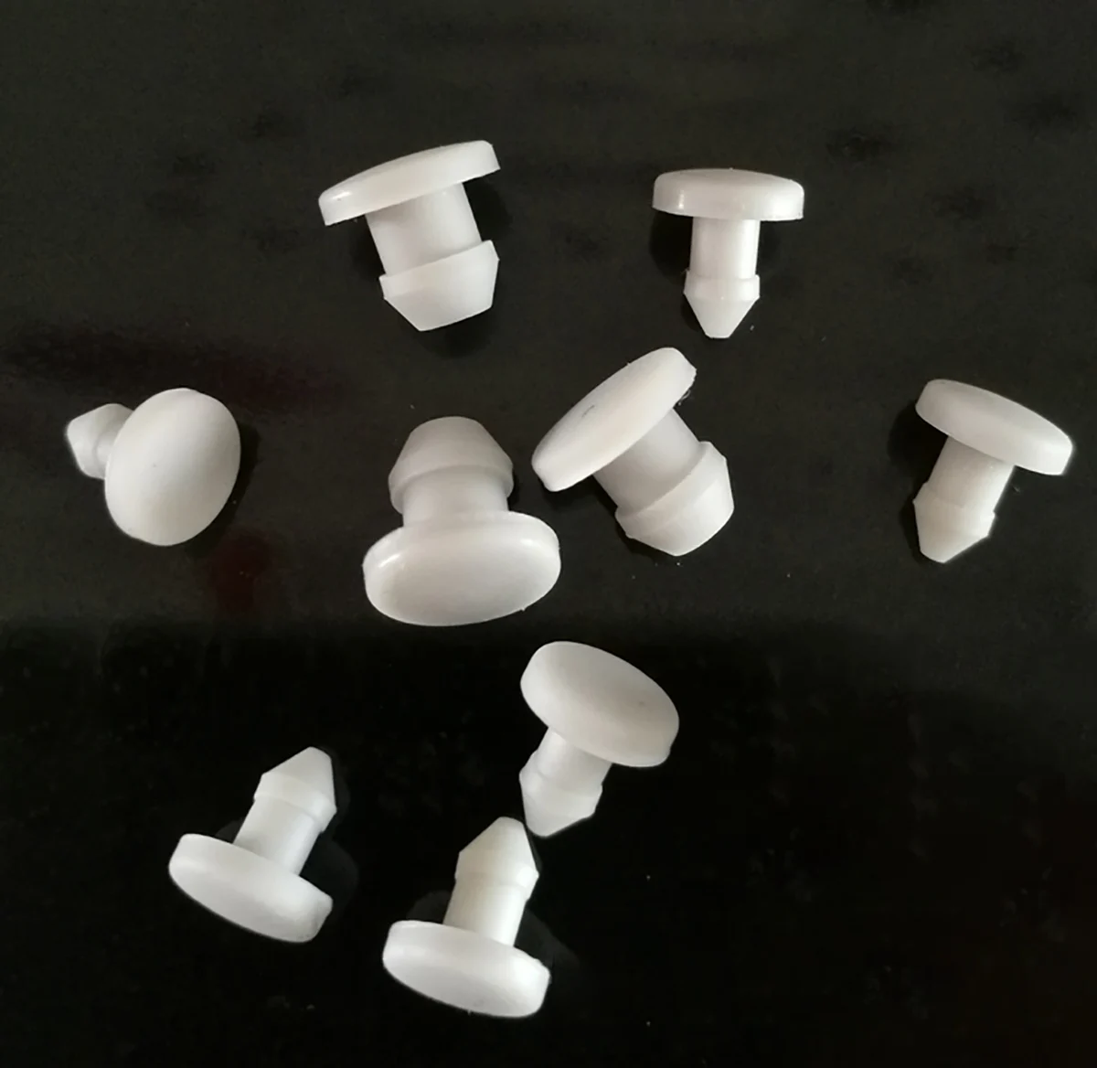 10/20/50/100pcs Tappi per fori in gomma siliconica 2.5/3/3.5/4mm Solido tipo T Tappo di copertura Snap-on Guarnizione Tappo terminale di chiusura Tappo di tenuta