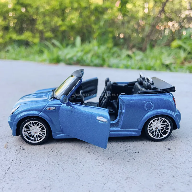 Bburago-Mini Cooper S Cabriolet y vehículos de juguete, modelo de coche de juguete de Metal, regalos de colección de alta simulación, 1:32