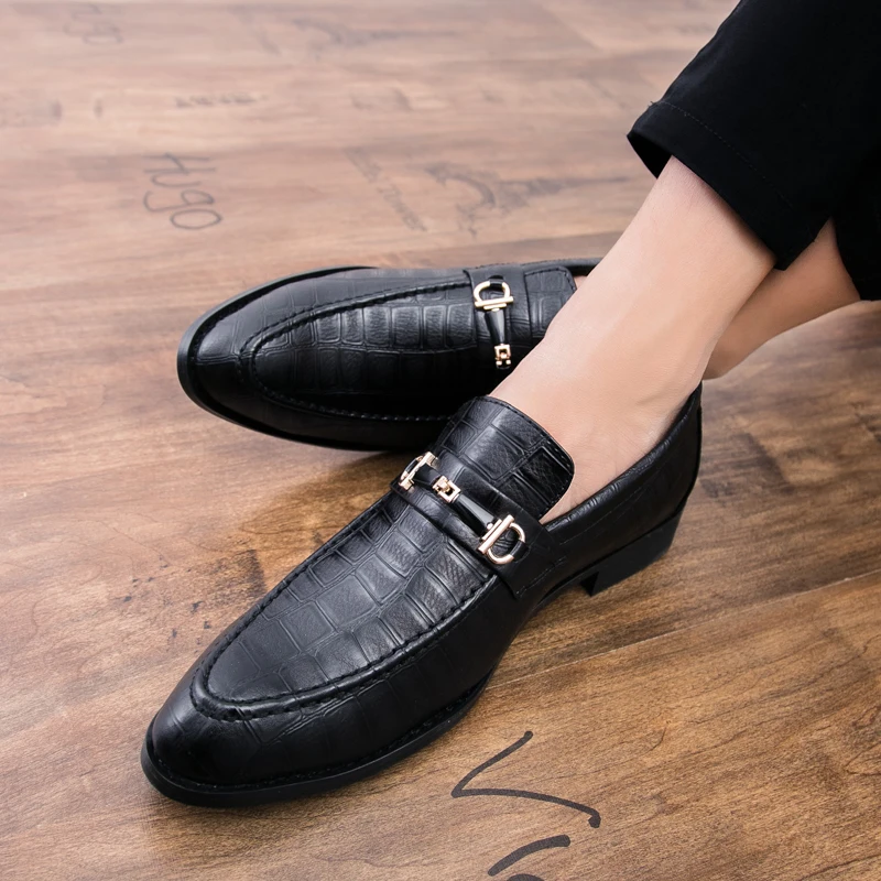 Fashion Men Leather Shoes slip on loafers Male Casual Classic moccasins Trendy Vinage Stylish Shoes Zapatos De Hombre