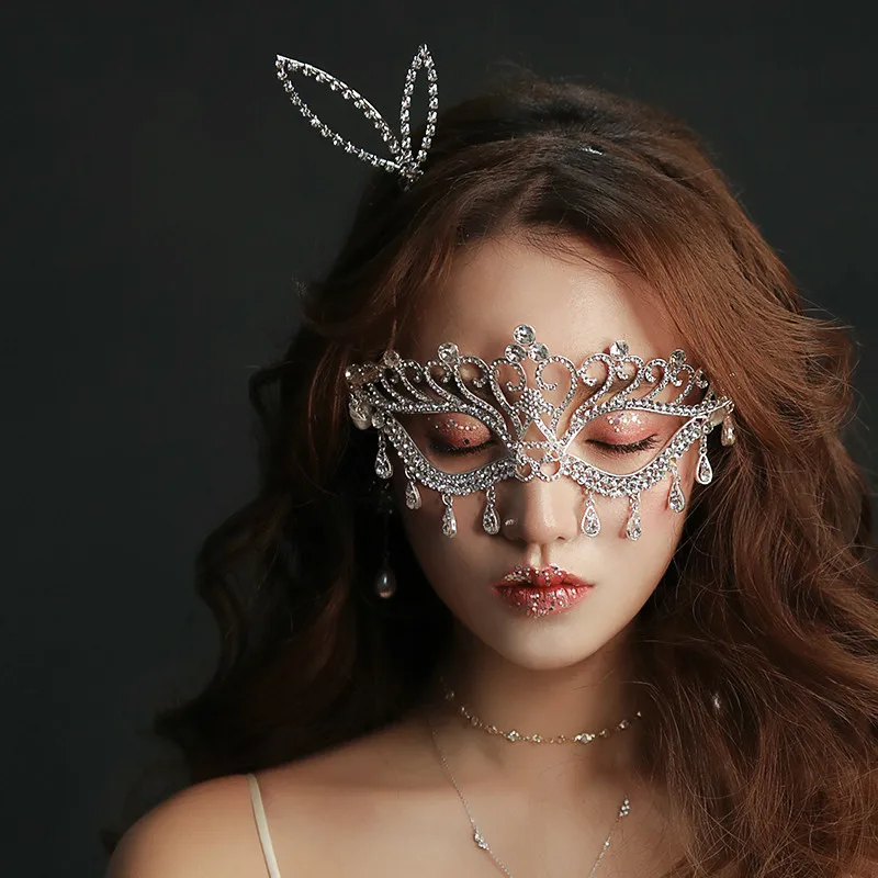 

Christmas Mask Masquerade Female Mask Metal Sexy Rhinestone Princess Adult Holiday Party Half Face Mask