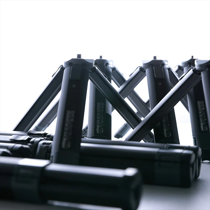 Vlogger DT-05 미니 삼각대 스탠드 브래킷 알루미늄 합금 데스크탑 텔레스코픽 삼각대 범용 1/4 "나사 전화 DSLR 카메라