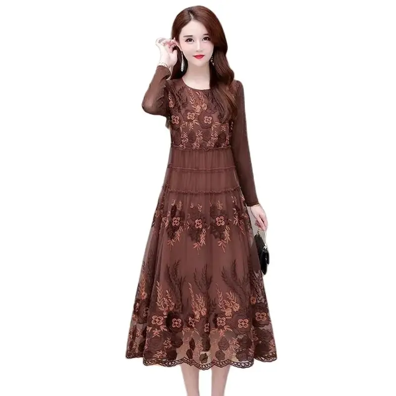 Women Mid-length Autumn Long-sleeved Dress Female New Noble Temperament Mesh Embroidery Large Swing Thin Belly Mother Dress A911