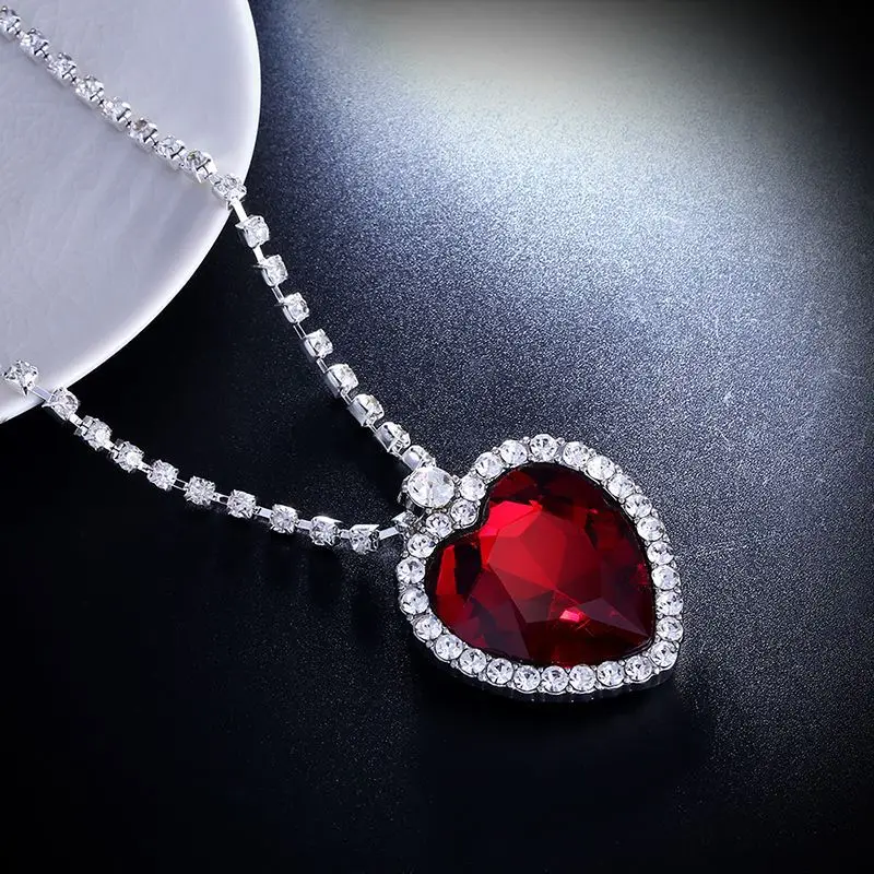 Fashion luxury Wedding Necklace Jewelry for Women Blue Crystal Necklace Titanic Heart of Ocean Love Forever Pendant Necklace