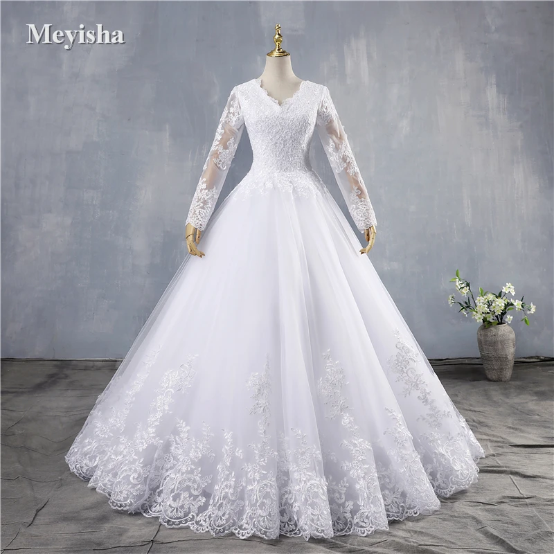 ZJ9170 Customized White Ivory Elegant Ball Gown Long Sleeve Wedding Dresses For Bride Dress Lace V Neck with Lace edge Plus Size