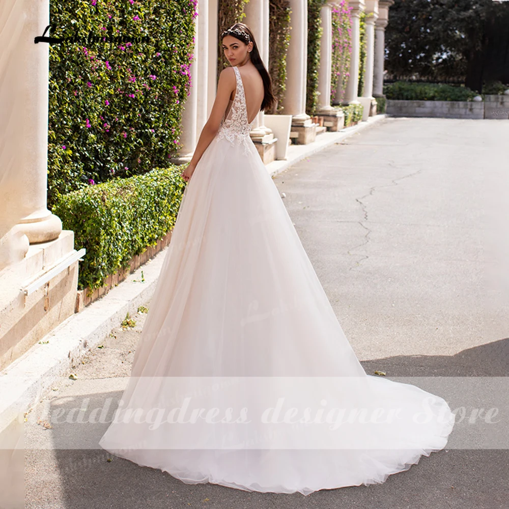 Romantico abito da sposa principessa scollo a v ricamato Tulle Boho A-line abito da sposa applicazioni floreali robe de mariee senza maniche