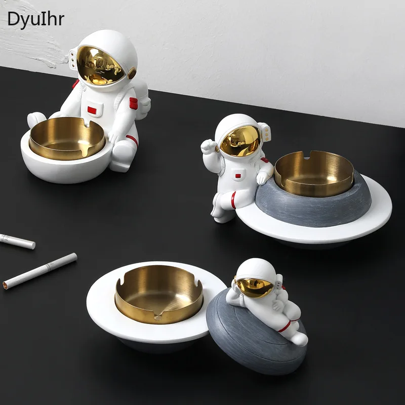 creative astronaut with cover anti-fly ash ashtray home decor brass liner detachable ashtray desktop storage card slot design