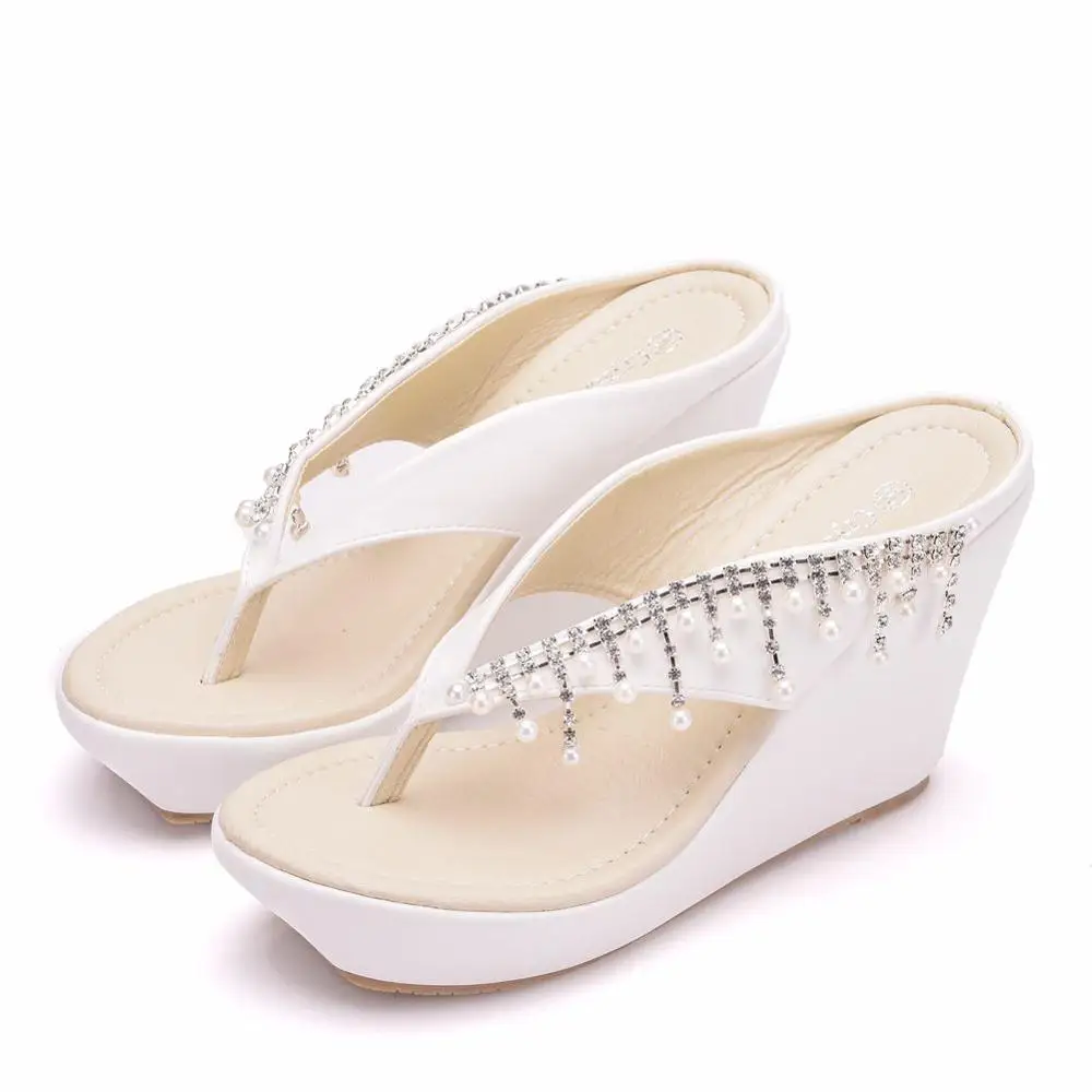 Crystal Queen Women Slippers Summer White Color Style Beaches Flip Flops Platform Sandals Open-toed Casual Shoes Big Size 34-43