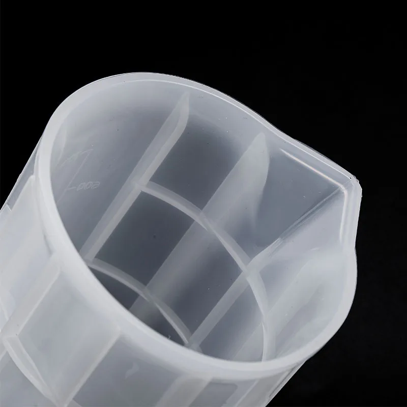 DIY Crystal Epoxy Silicone Mold Disposable Measuring Cup 750ml With Scale Production