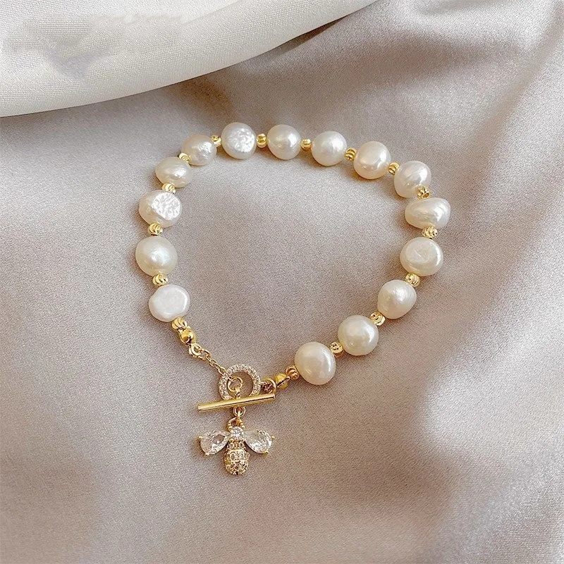 2025 Elegant Baroque Pearl String Bracelet For Woman Luxury Zircon Bee Pendant Bracelet Fashion Girl\'s Sweet Jewelry