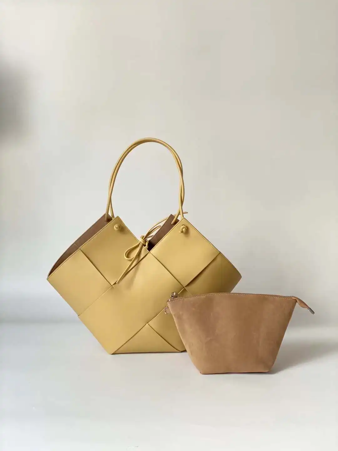 New Trendy Brand Design Leather Woven Soft Leather Large Capacity Shipping Purse Lady Handbag Women Shoulder Bag