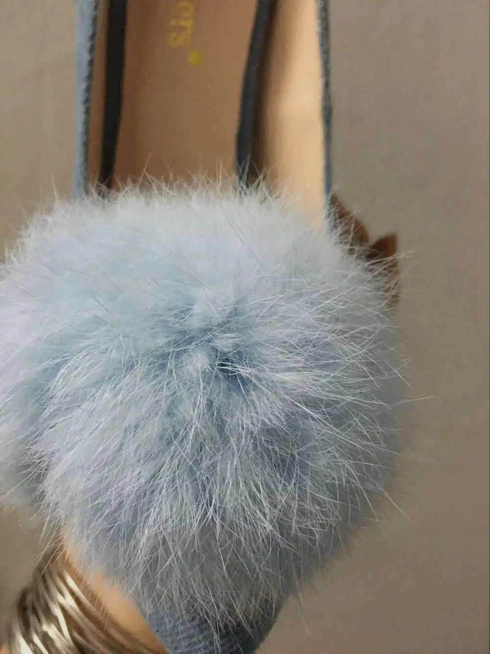 Fashion Woman Fox Fur Blue Denim Pumps Pointed Toe Cowboy Cloth High Heels Fur Ball Dress Thin Heel Shoes