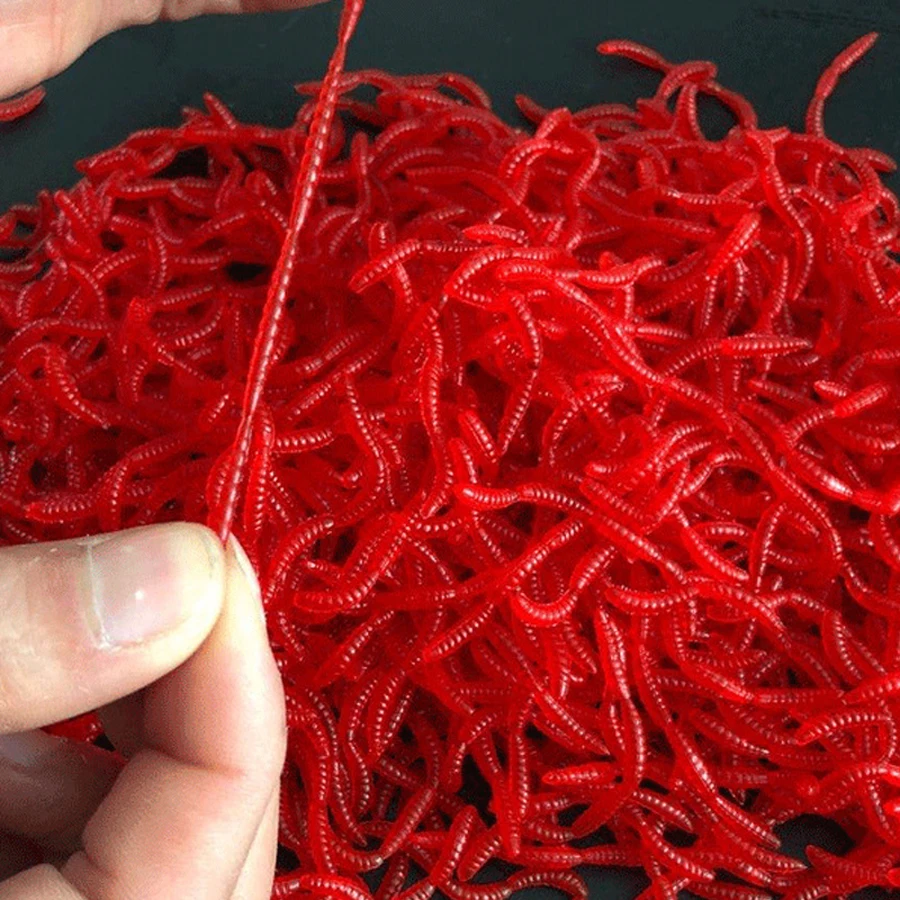 100pcs 3.5cm Bloodworm Soft Fishing Bionic Baits High Quality Simulation Earthworm Fish Lure Red Worm for Stream Lake Freshwater