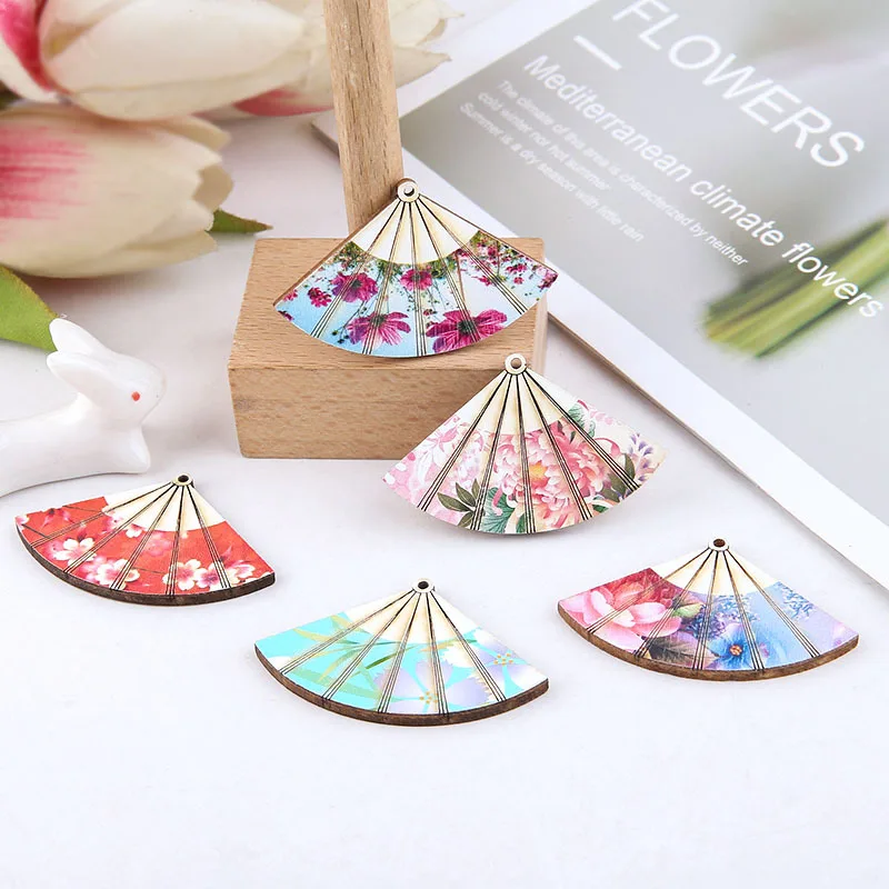 10pcs 29*46mm Wooden Flower Fan Charms Fan shape Dangle Pendants For DIY Handmade Earring Necklace Bracelet Jewelry Making YZ720