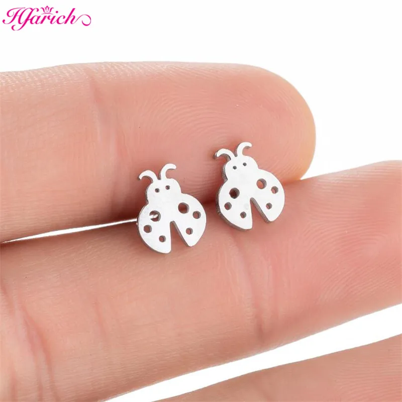 2024 New Insect Animal Earrings Women Ladybug Rats Hedgehog Bee Shape Piercing Cartilage Earrings Simple Jewelry Gift for Friend