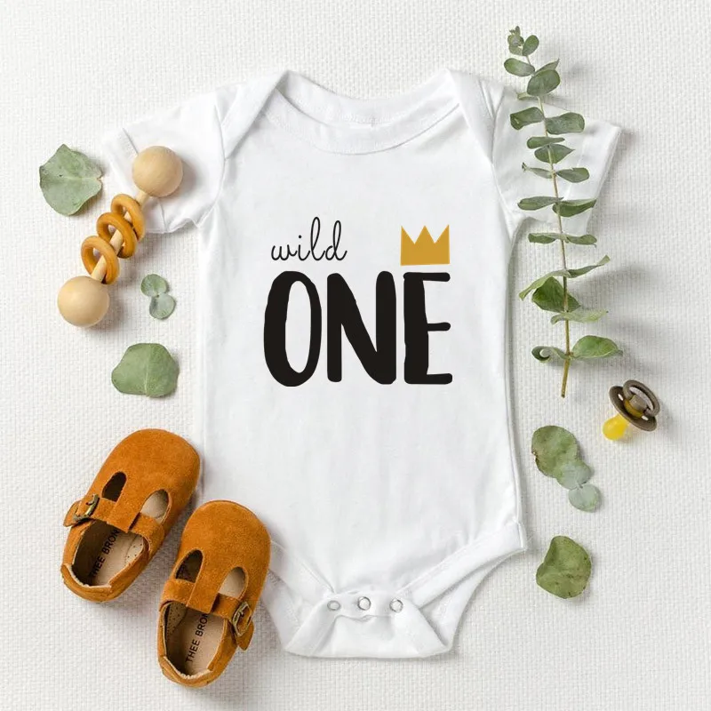 

Wild One Summer Baby Bodysuits Short Sleeve Happy Birthday Kids Jumpsuits Short Sleeve White Color Infant Outfits Outwear Top