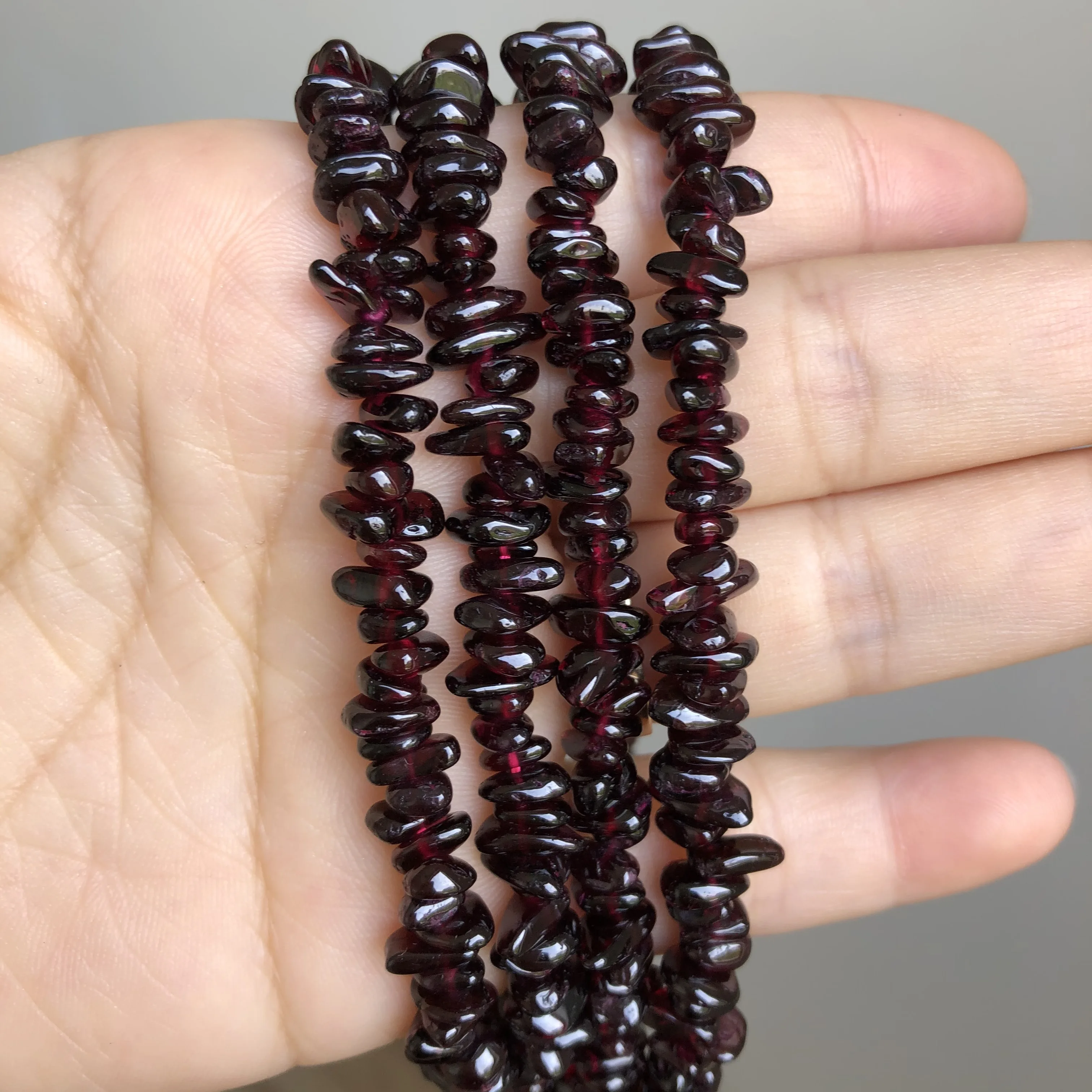 5-8mm Natural Chips Red Garnet Irregular Gravel Stone Beads Loose Spacer Beads for Jewelry Making DIY Earring Bracelet 33