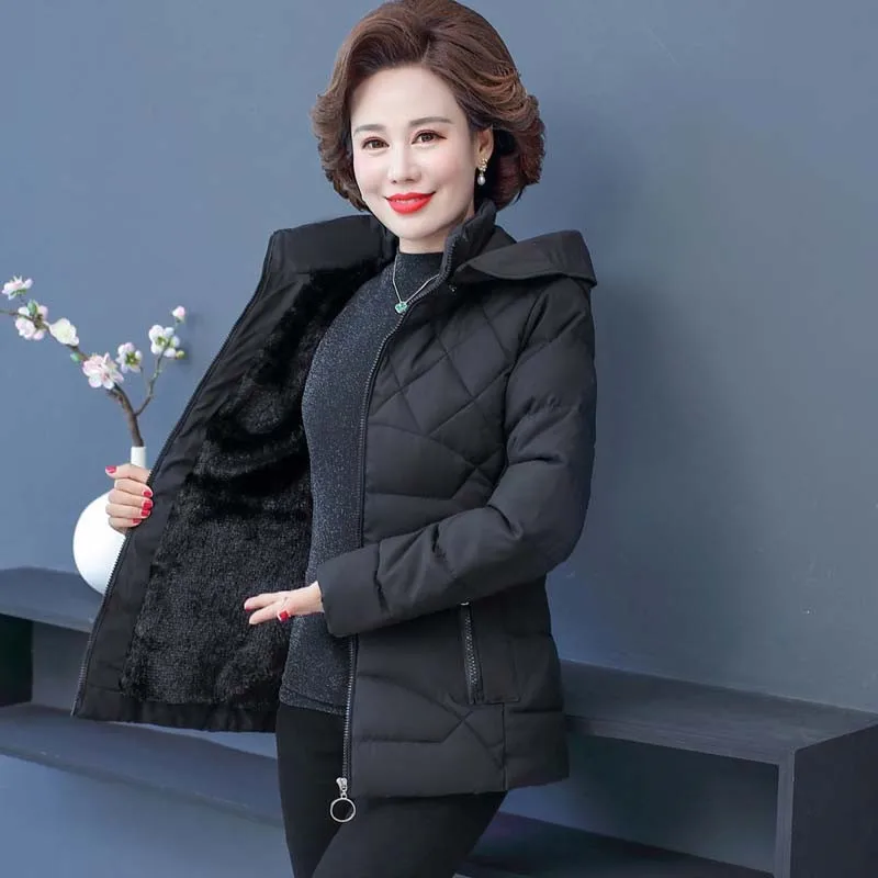 UHYTGF Down Cotton Coat Women Short Jacket Thick Hooded Tops Warm Autumn Winter Coat Womens 5XL Large Size Parker Female 2290