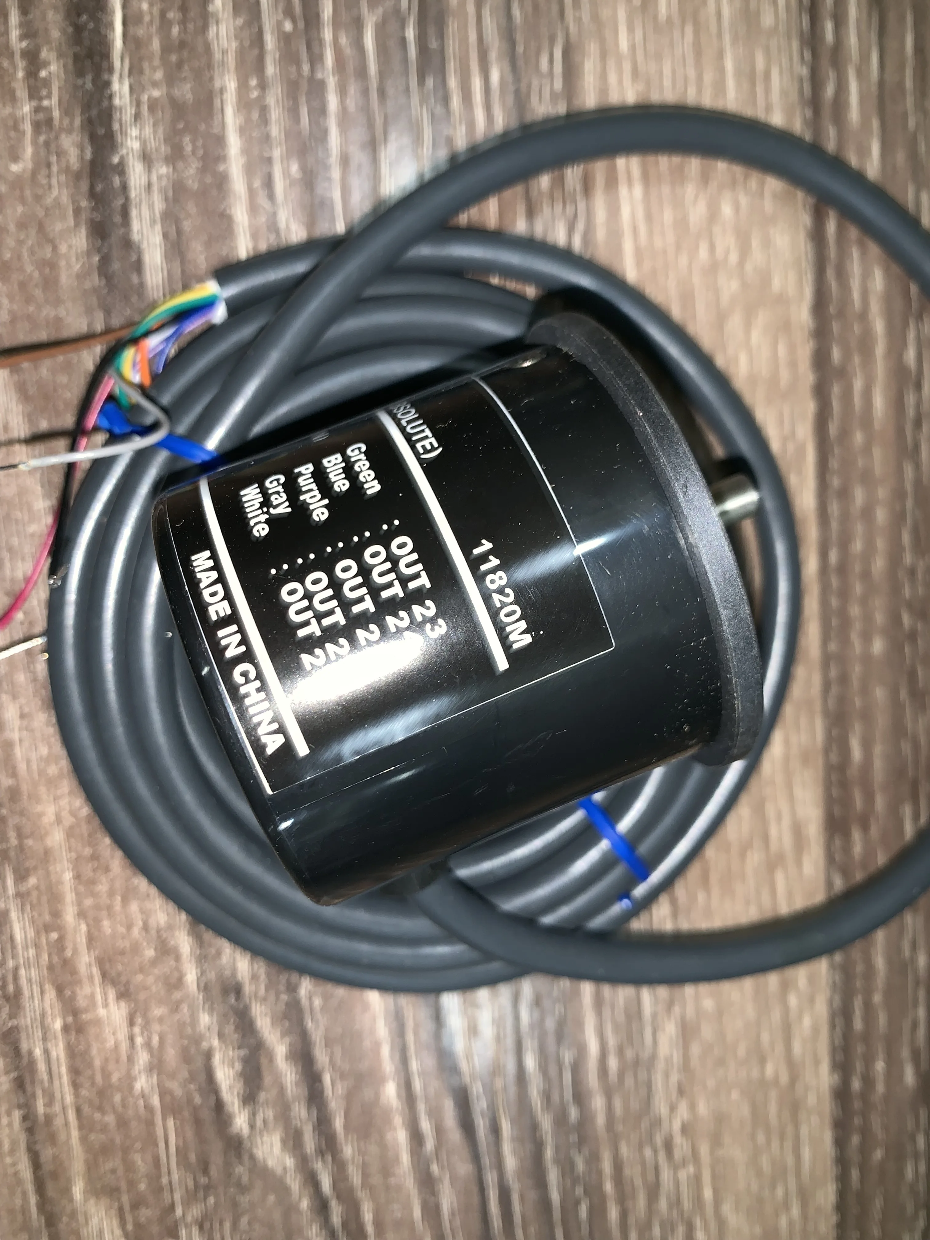 

Encoder E6CP-AG5C stable 256P / R absolute performance 12 TO 24VDC