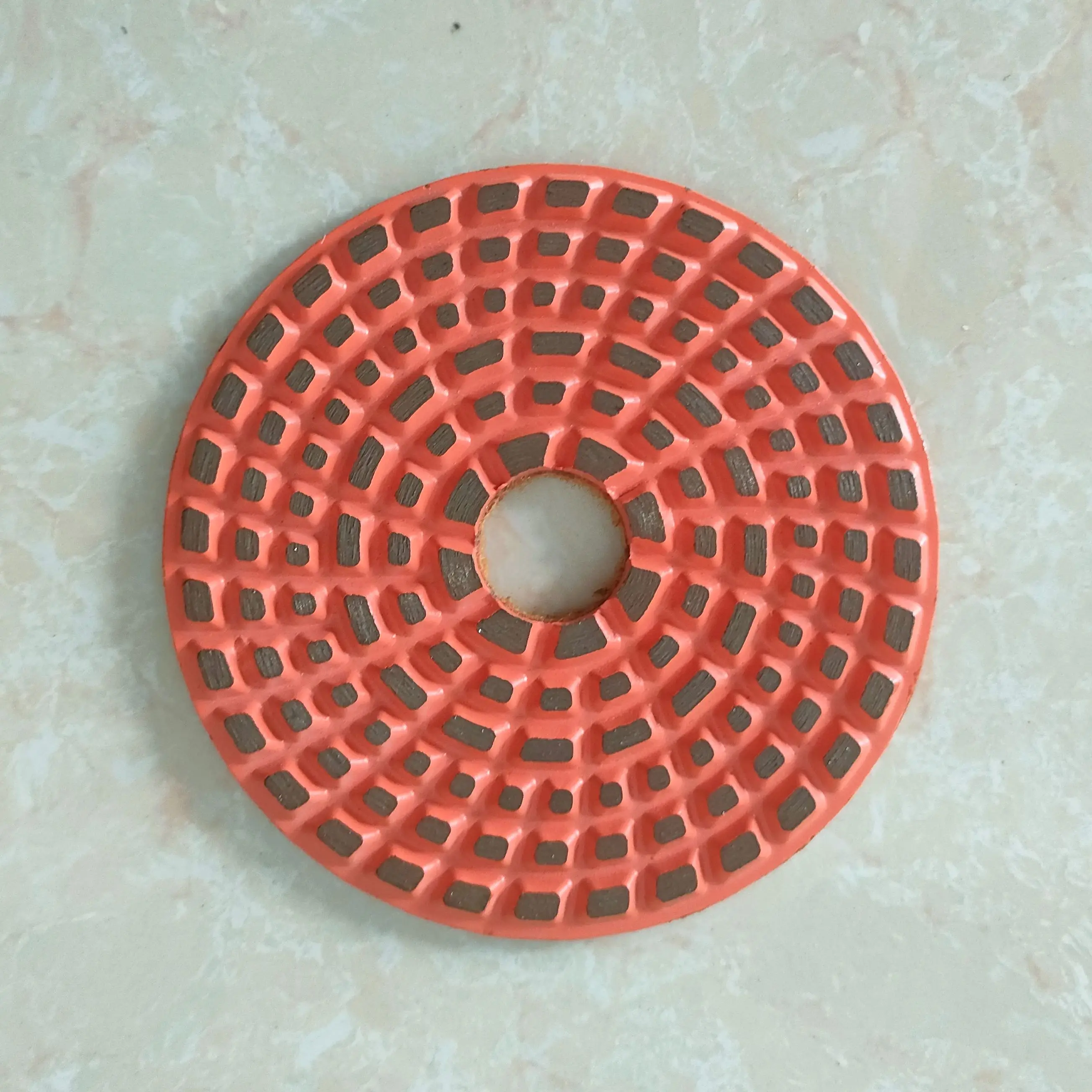 Hot Sale 4inch Floor Sintered Metal Bonded Polishing Pad for Stone and Concrete Grinding