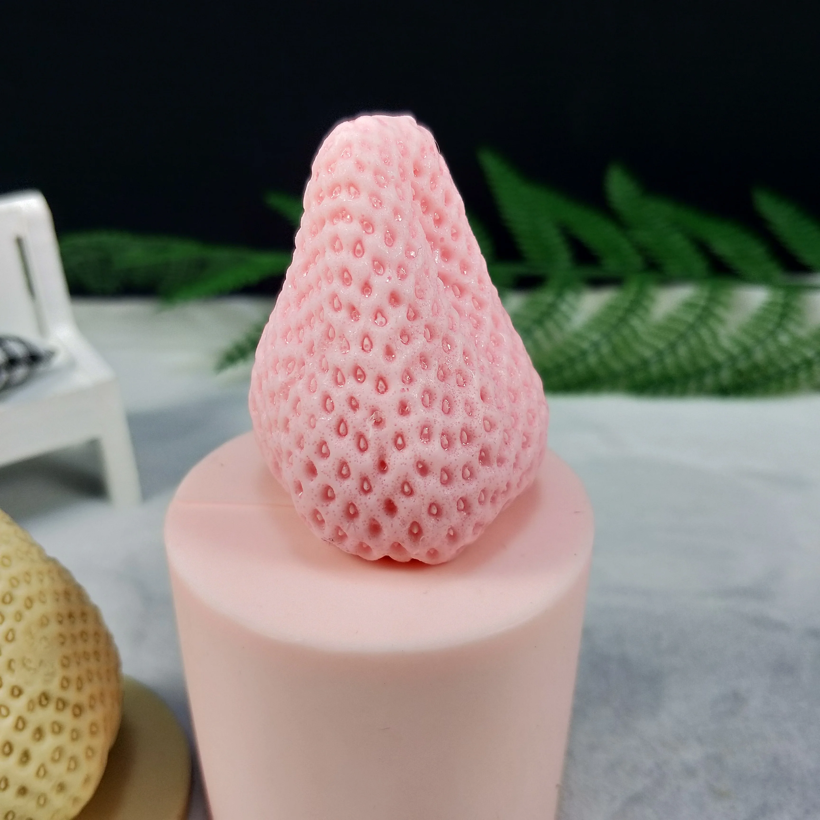 3D Strawberry Fruit Hot Sale Candle Mold Silicone Mold Fondant Cake Decoration Craft Household DIY Baking Tools Kitchen Tools