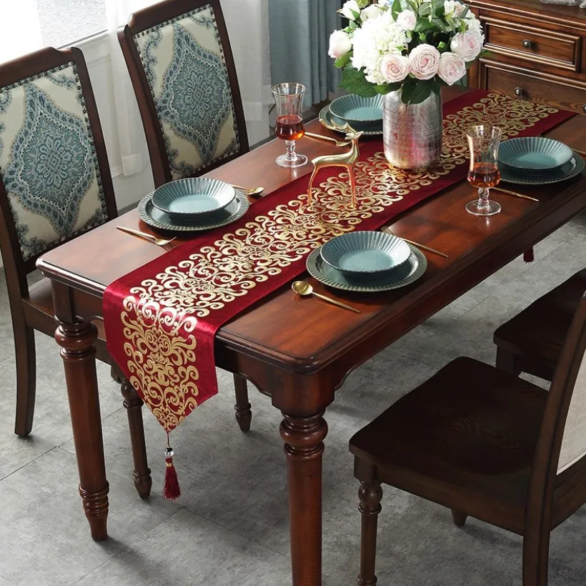 New European Luxury Velvet Gilded Table Runner Tablecloth Embroidered Gloden Table Runners Table Flag Dinner Mats Home Textile
