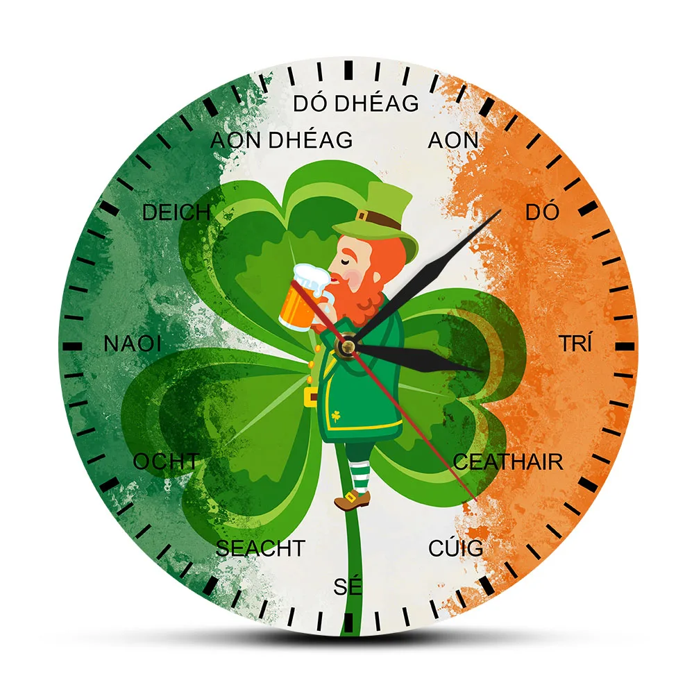 Ireland Flag Shamrock Clock Four Leaf Clover Saint Patrick's Day Celebration Irish Home Decor Wall Clock Silent Swept Wall Watch