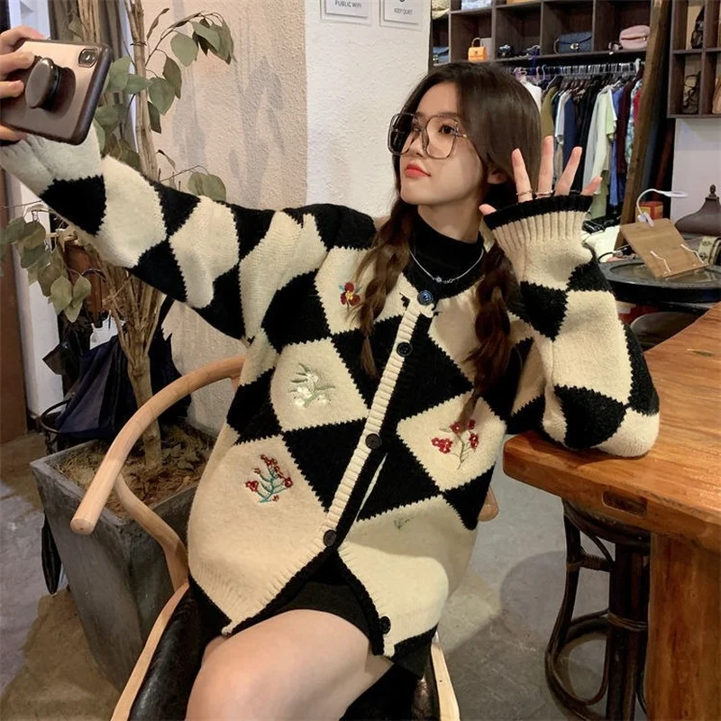 Sweater Cardigan Women Argyle Design Students Sweet Soft Retro Embroidery Fashion Loose Korean Style Autumn Christmas Casual Ins