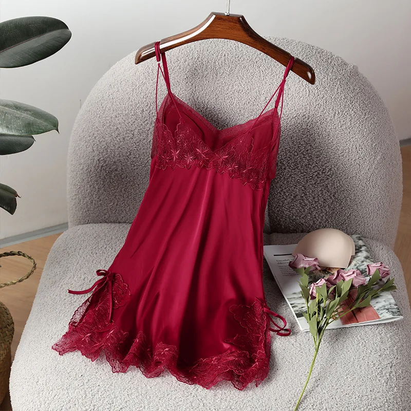 Black Sleeveless Nightdress Women Sleewpear Nightgown Summer Sexy Lace Mini Suspender Nightwear V-Neck Satin Home Dressing Gown