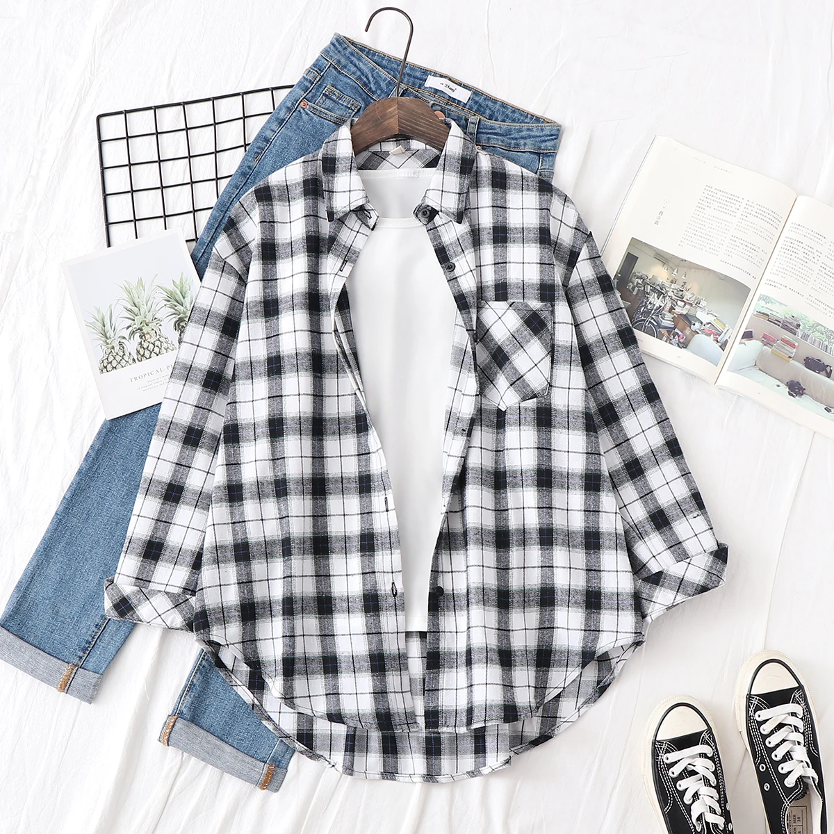 2024 New Cotton Plaid Shirts Women Casual Loose Tops And Blouses Ladies Long Sleeve Large Size One Pocket Blouse Blusas