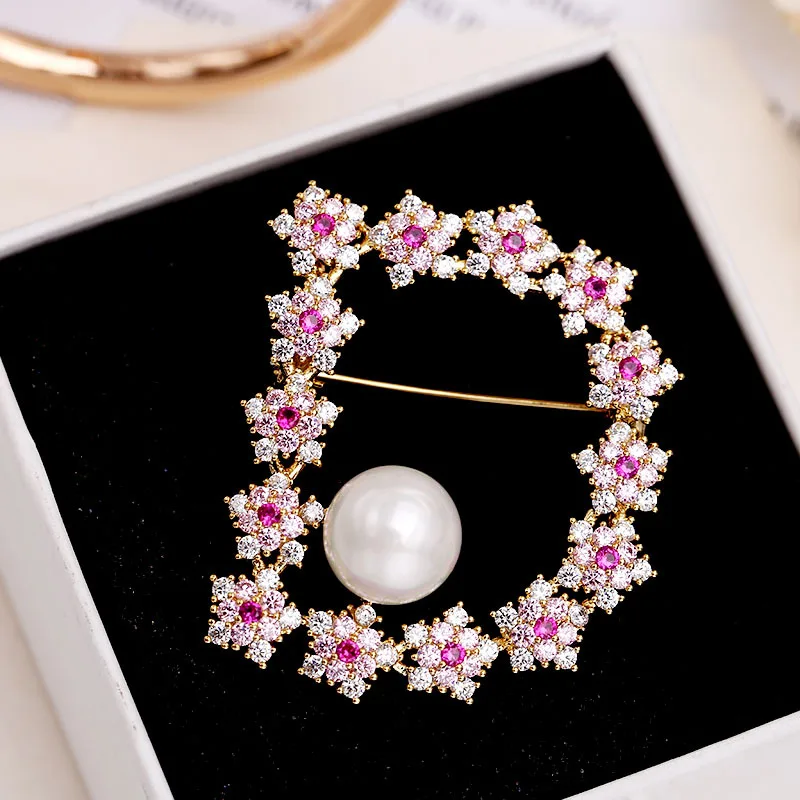 

Luxury AAA Cubic Zircon Gold Color Brooches For Women Girls Scarves Colth Pin Jewelry Accessories Gift Flower Pearl Brooches