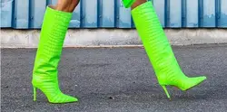 Fluorescencyjny zielony pomarańczowy niebieski wzór krokodyla kolana wysokie luźne buty kobieta szpiczasty nosek 100 mm buty na obcasie rury długie buty