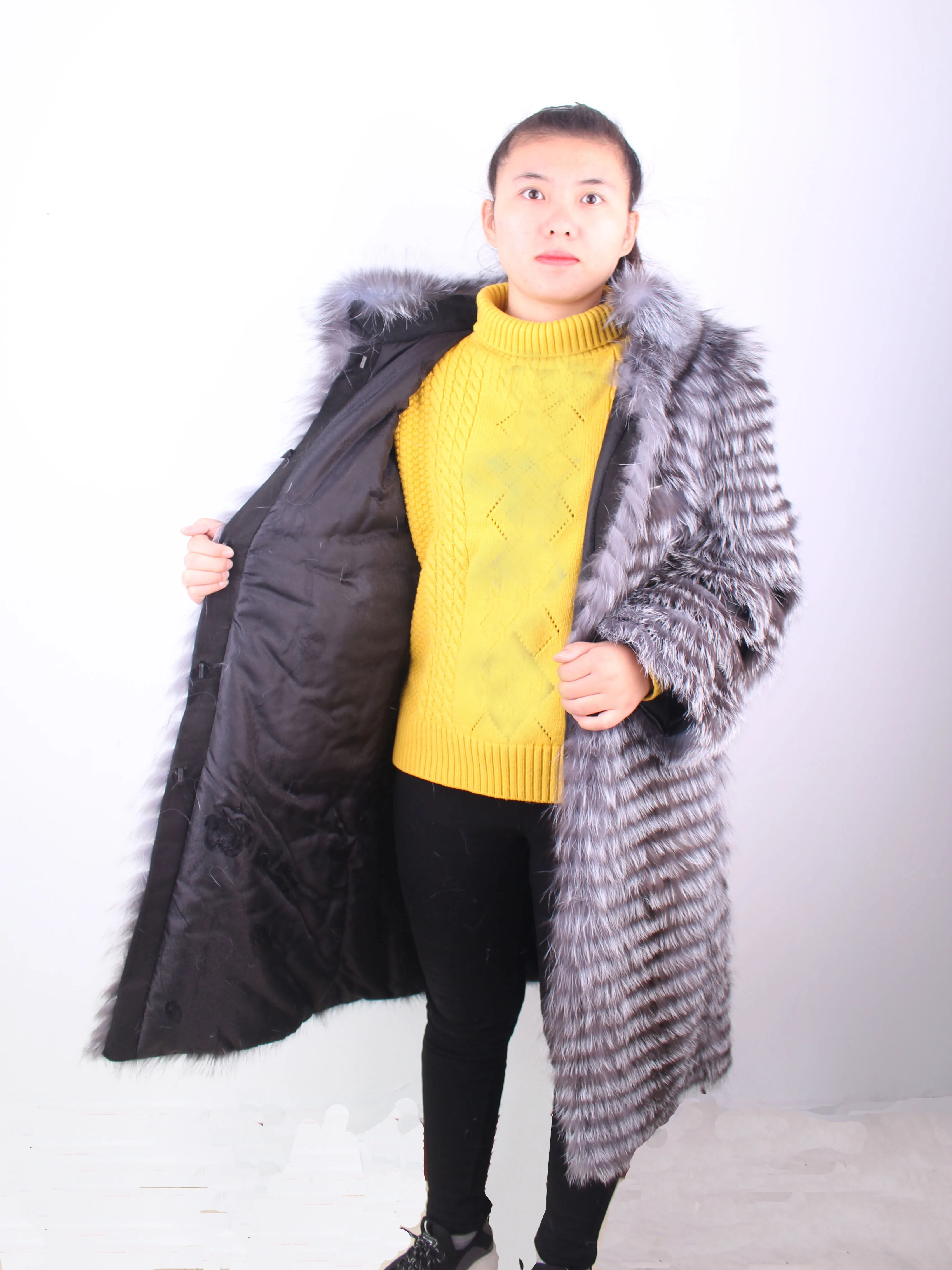 2014 Raccoon Floating Gold Color White Long Sleeved Real Fur Coat