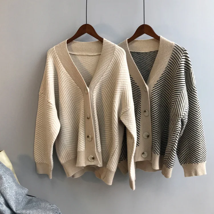 2024 High Quality Women Autumn V-Neck Knitted Striped Women Sweater Coat Cardigans Long Sleeve Women Poncho Sweaters Pull Femme